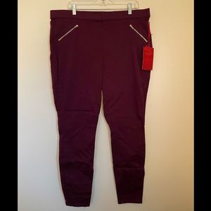 Jennifer Lopez, Wine Colored Skinny Jeans Size 20L